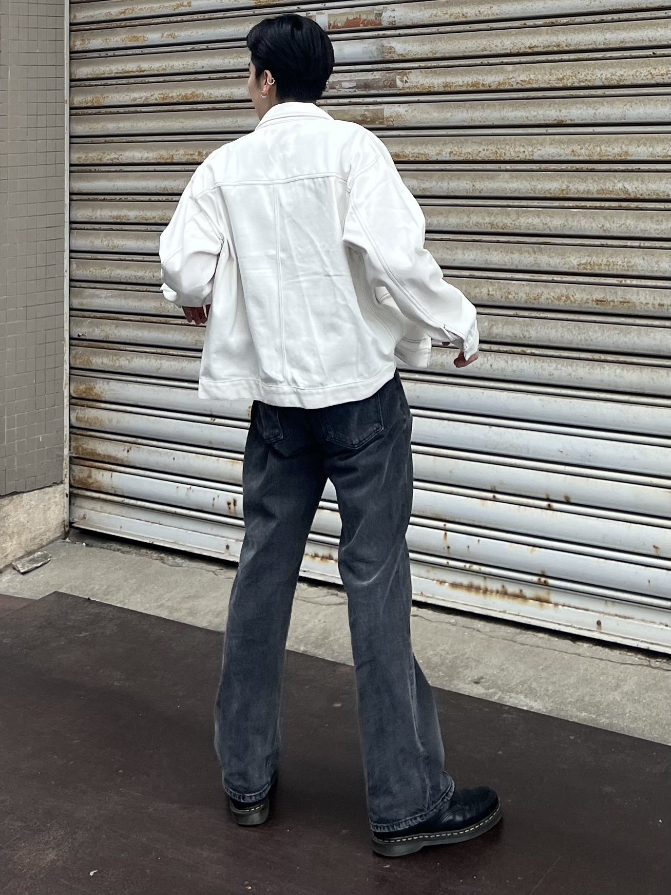 Chikashitsu + SELECT】center press denim pants | OUR BRAND 