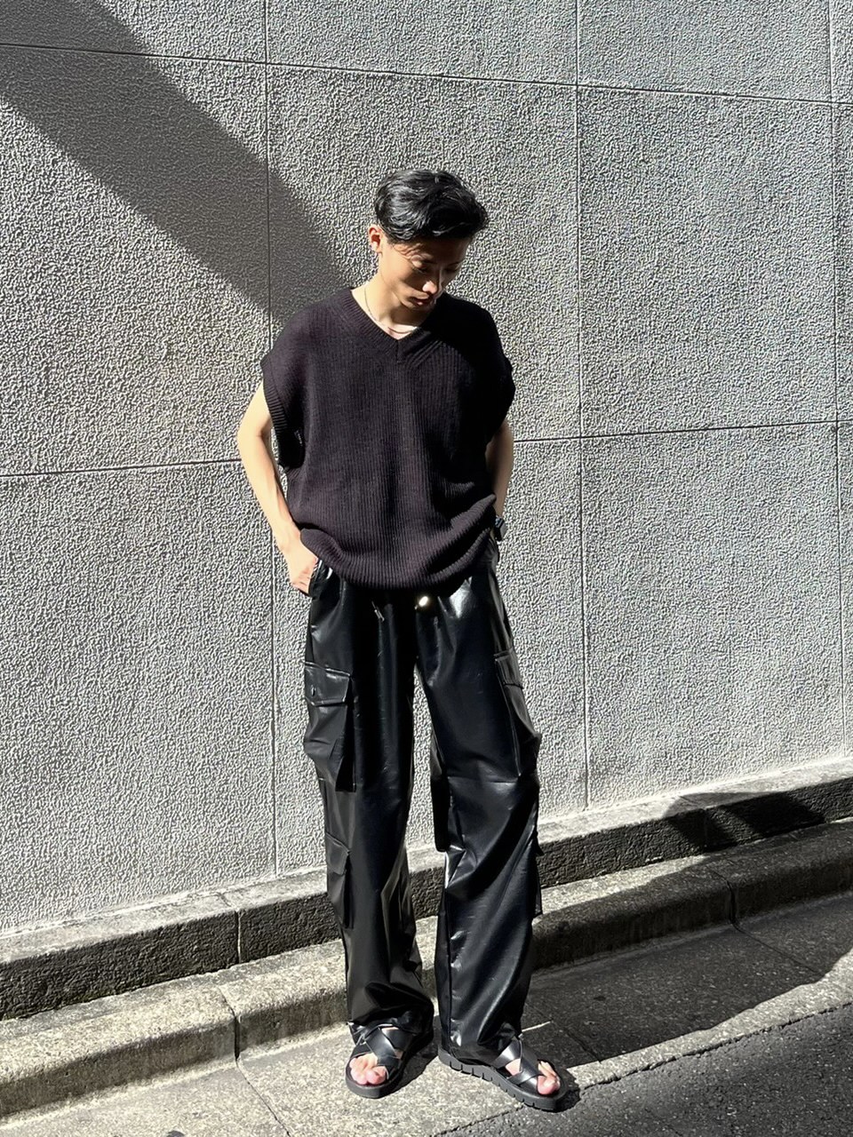 受注制【Chikashitsu +】design leather cargo pants (2color) | OUR 