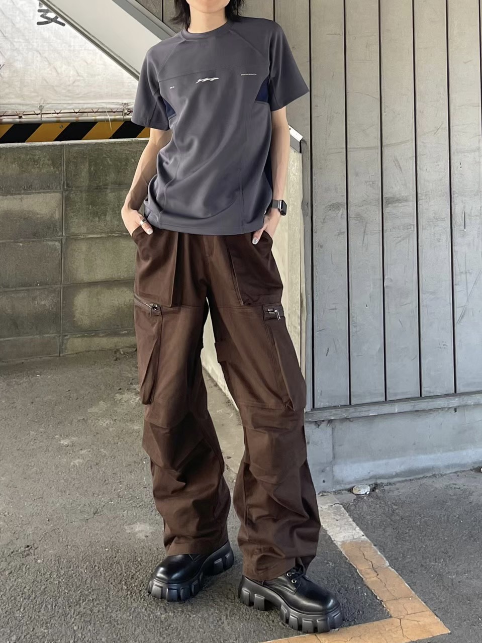 受注制【Chikashitsu +】design flare knee tuck cargo pants (2color 