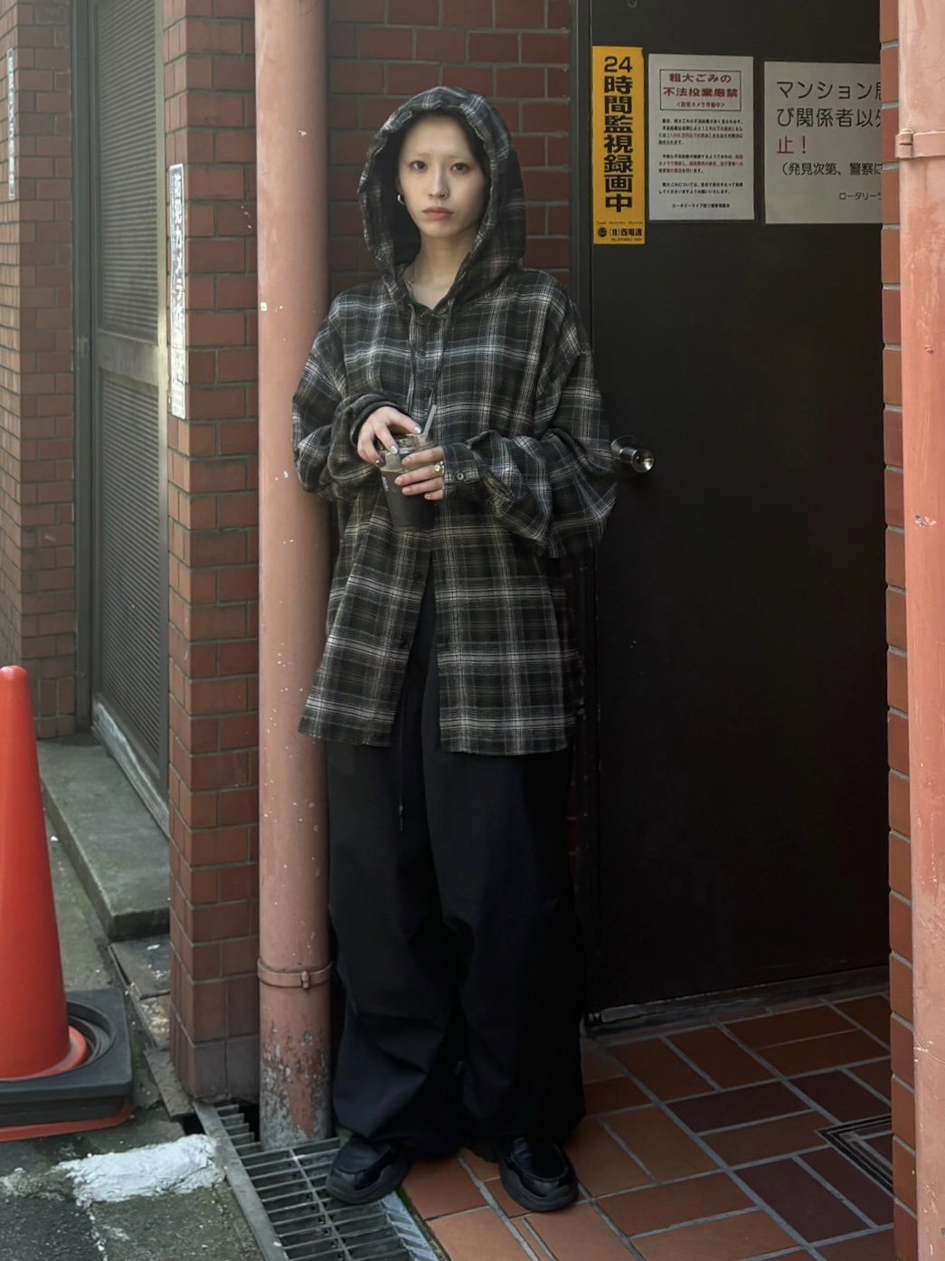 お歳暮ならオンライン 受注制【Chikashitsu +】glen (2color shirt hooded check トップス