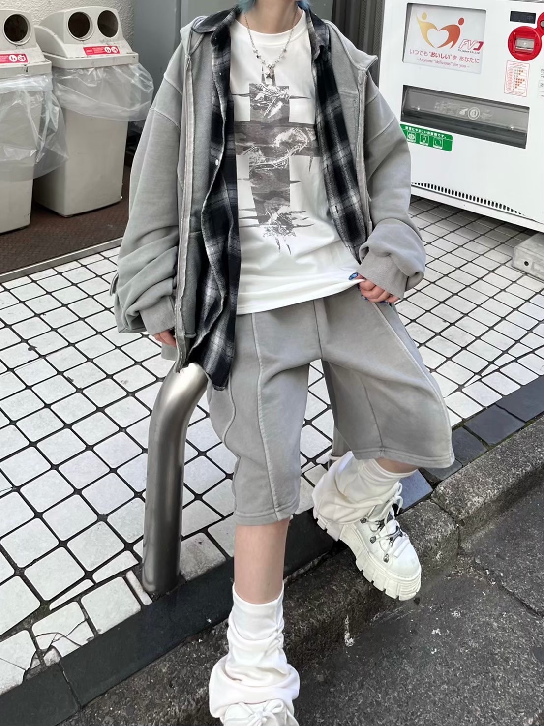 受注制【XU DOG】pocket cargo zip hoodie (2color) | OUR BRAND 受注制【XU DOG】pocket cargo zip hoodie (2color) | OUR BRAND
