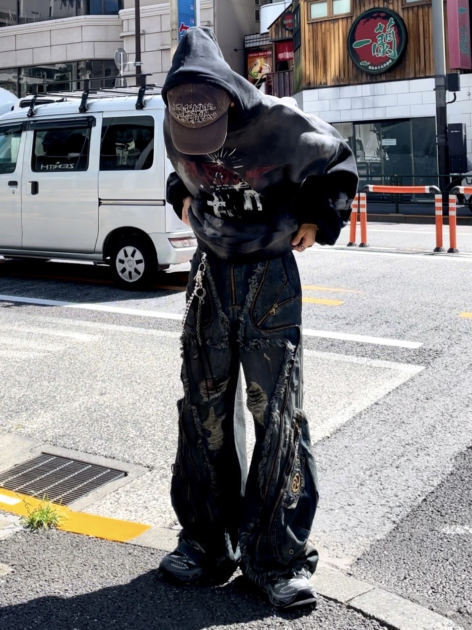 PERSONSOUL】Aliens Dirty Ripped Denim Jeans | OUR BRAND