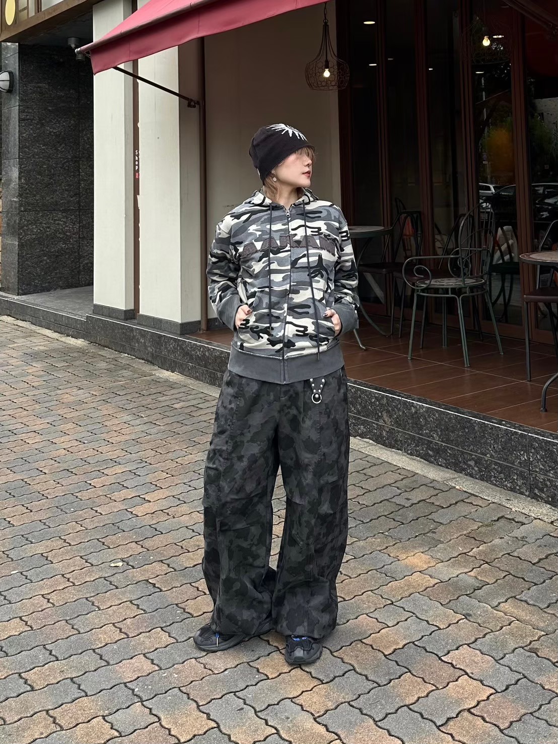 AAKAM】98 Printed Knee Pin-tuck Denim Pants | OUR BRAND