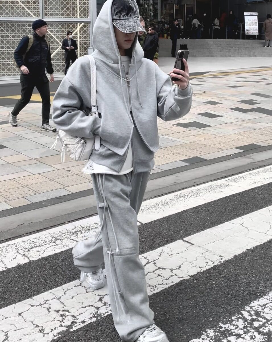 77DAE875-56D9-4C9C-BFD2-