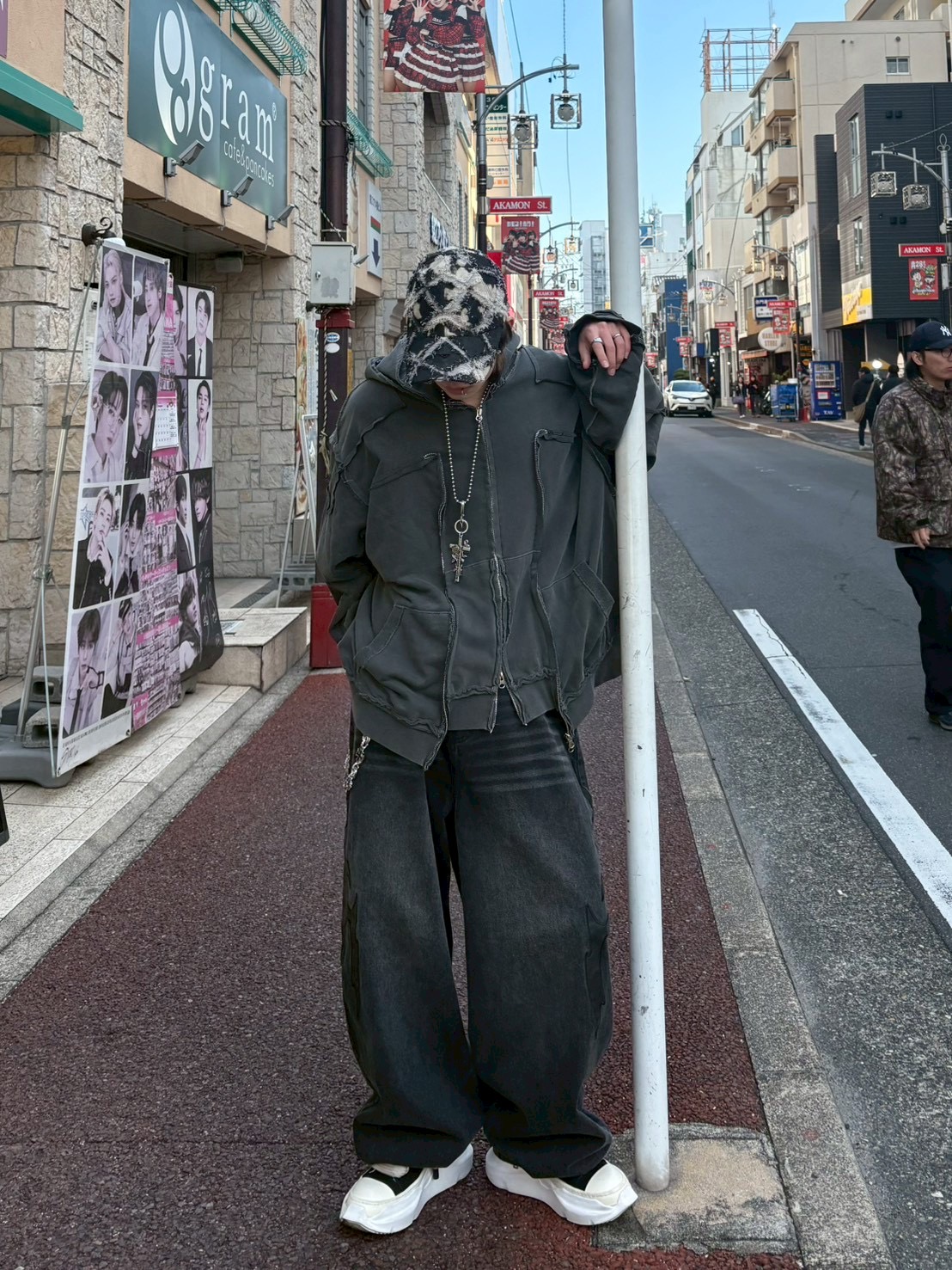 サージェリー surgery 猫耳パーカー サージェリー surgery 猫耳パーカー SURGERY（サージェリー